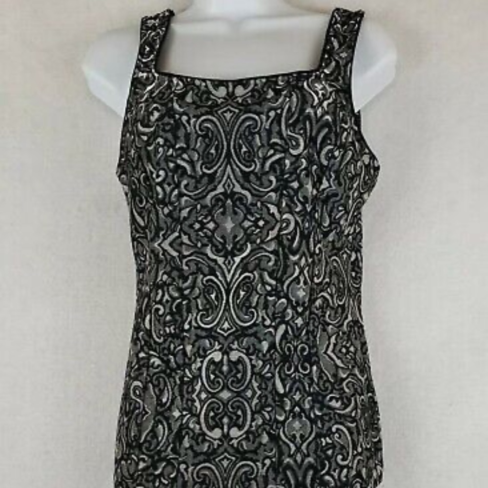 Jacquard Floral Fitted Tank